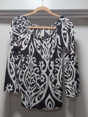 cezanne Black and White Patterned Scoop Neck Blouse